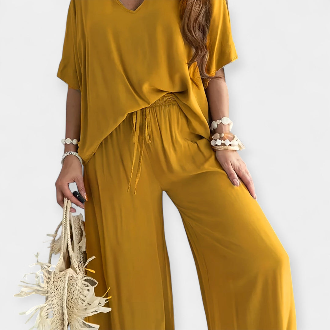 Airy Set with Wide Trousers and Loose Top