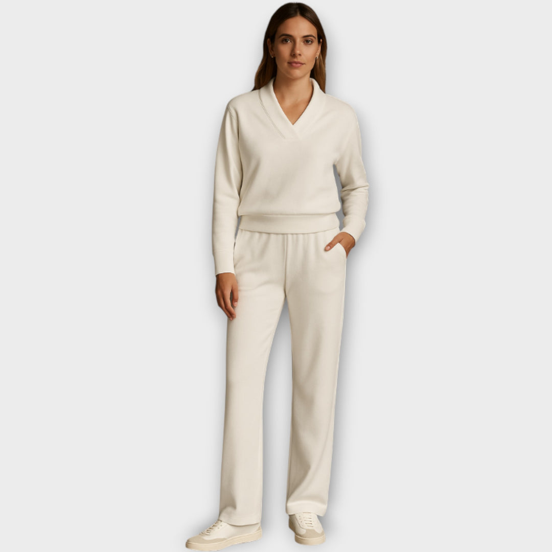 Relaxed V-Neck Lounge Set