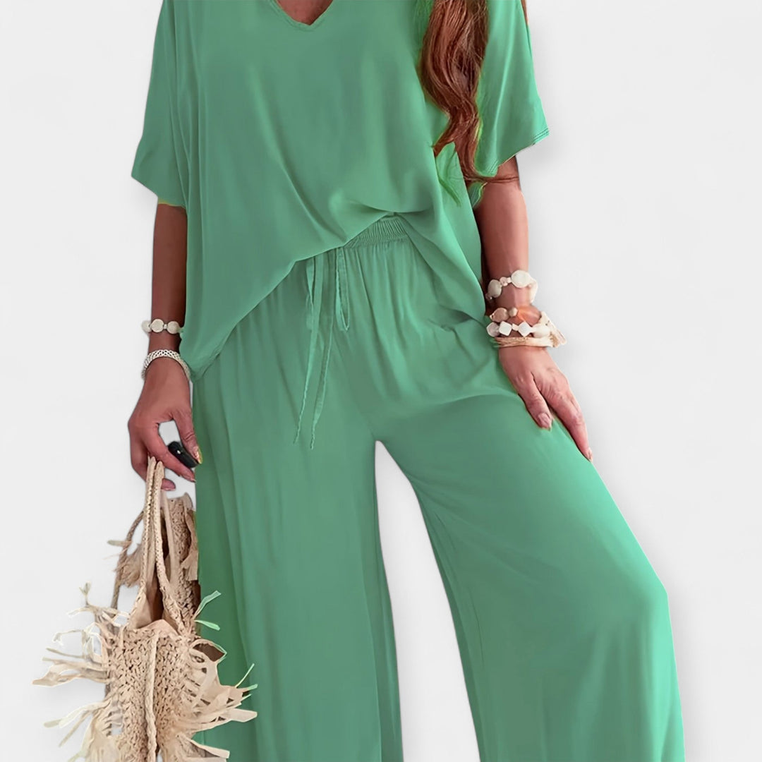 Airy Set with Wide Trousers and Loose Top