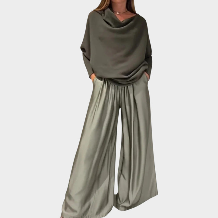 Relaxed Drape Lounge Set