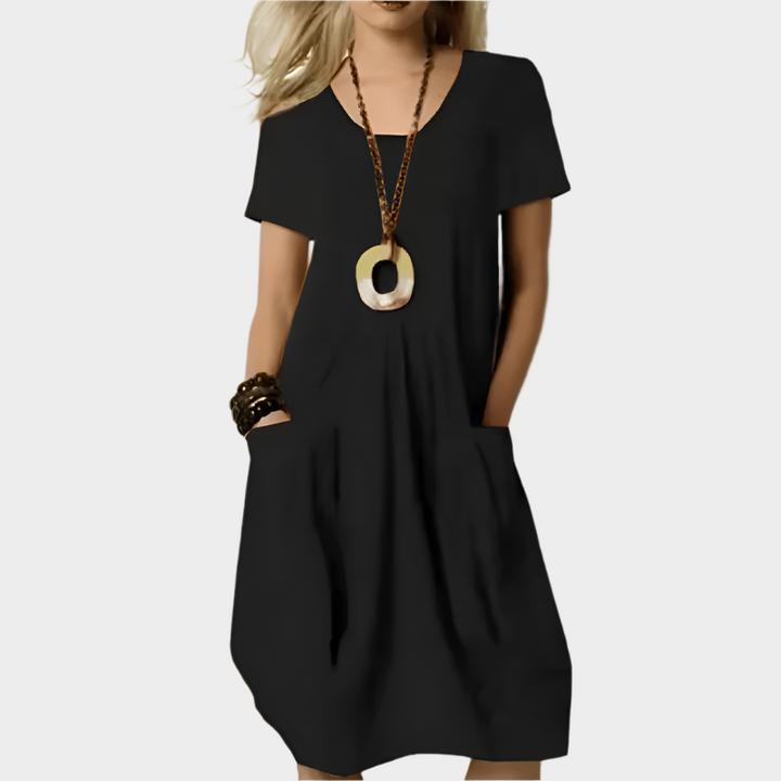 Elegant Dress that Highlights the Waist with Comfortable Sophistication